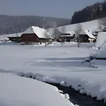 Hirschen Oberes Wirtshaus Casa de hóspedes 3*