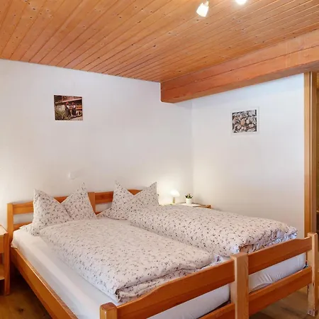 Hirschen Oberes Wirtshaus 3*